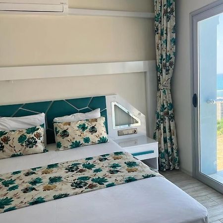 Derin Deniz Otel Karatas  외부 사진